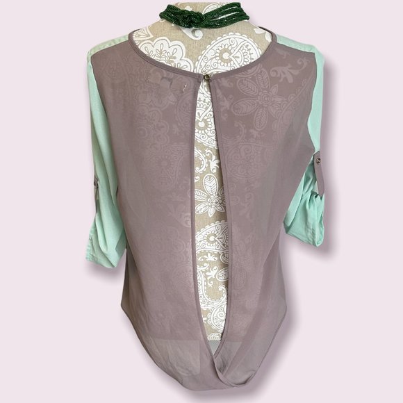 YA Los Angeles sheet mint and gray open back top size medium. - Picture 2 of 7